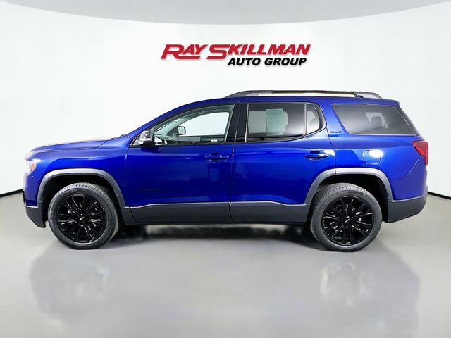 Used 2023 GMC Acadia SLE w/ Driver Convenience Package image 4