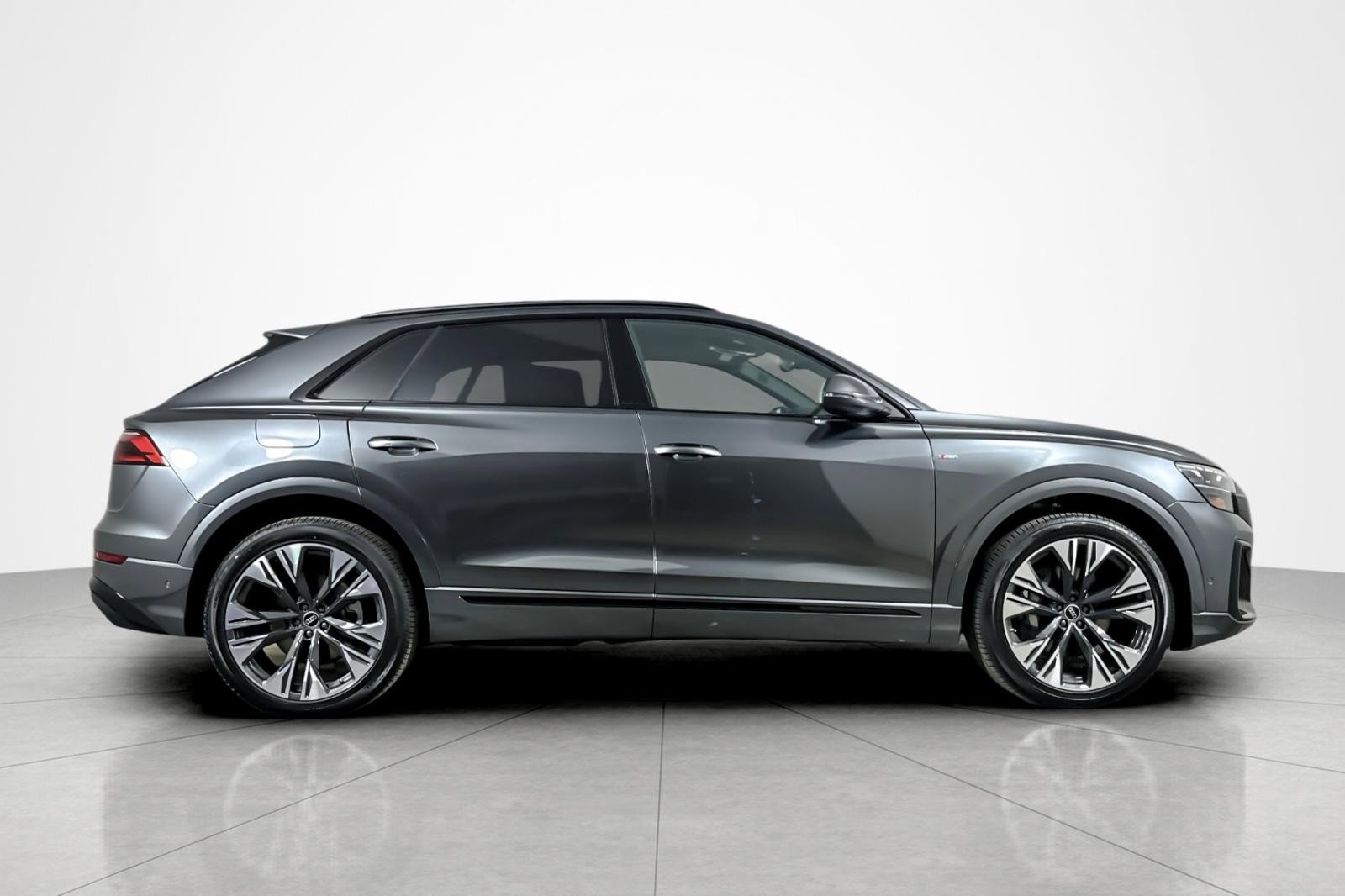 New 2026 Audi Q8 Premium Plus image 7