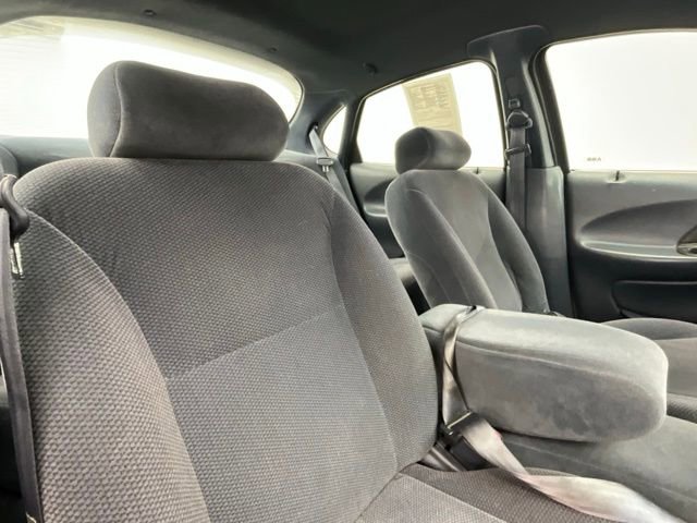 Used 1999 Ford Taurus SE image 12