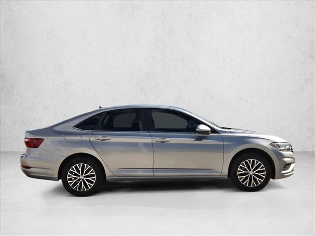 Used 2020 Volkswagen Jetta SE image 4