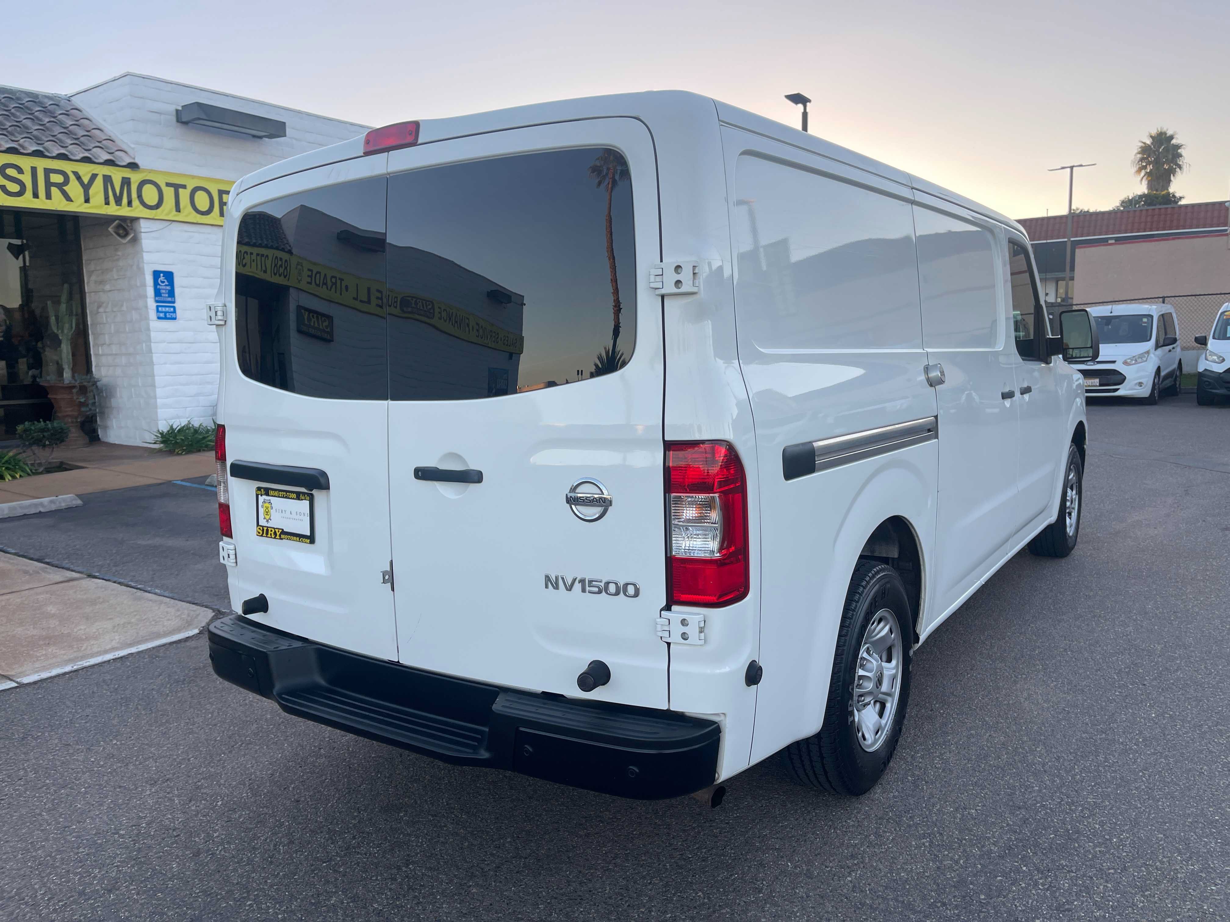 Used 2018 Nissan NV 1500 SV w/ Navigation Package RWD image 3