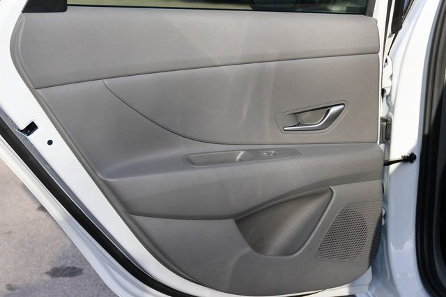 New 2026 Hyundai Elantra Blue image 11