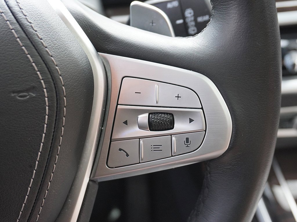 Used 2024 BMW X7 xDrive40i w/ Premium Package image 66