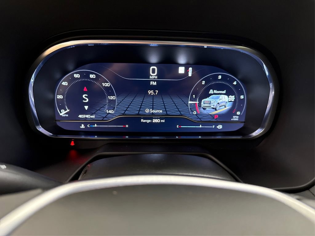 Used 2022 GMC Yukon SLE image 22