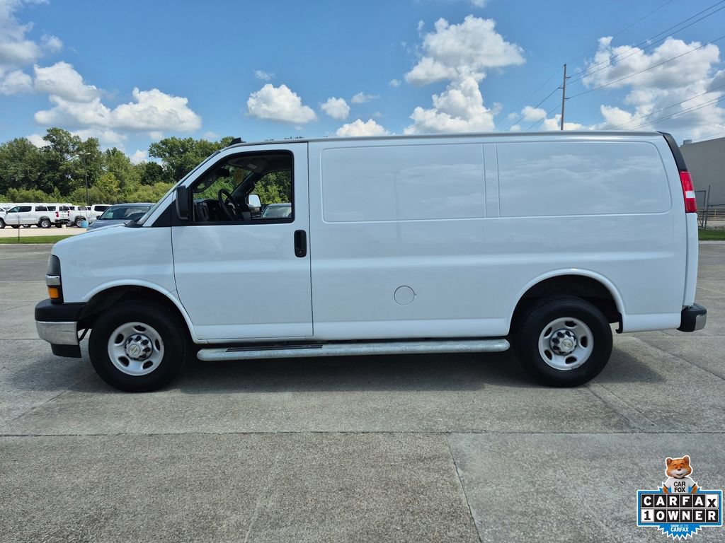 Certified 2024 Chevrolet Express 2500 w/ Driver Convenience Package RWD image 4