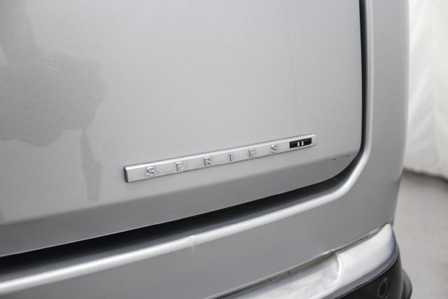 Used 2024 Jeep Wagoneer L Series II w/ Flexible Seating Group RWD image 34