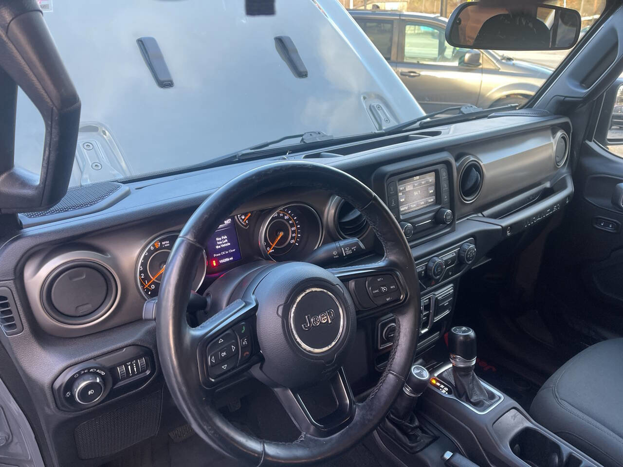 Used 2018 Jeep Wrangler Unlimited Sport S image 17