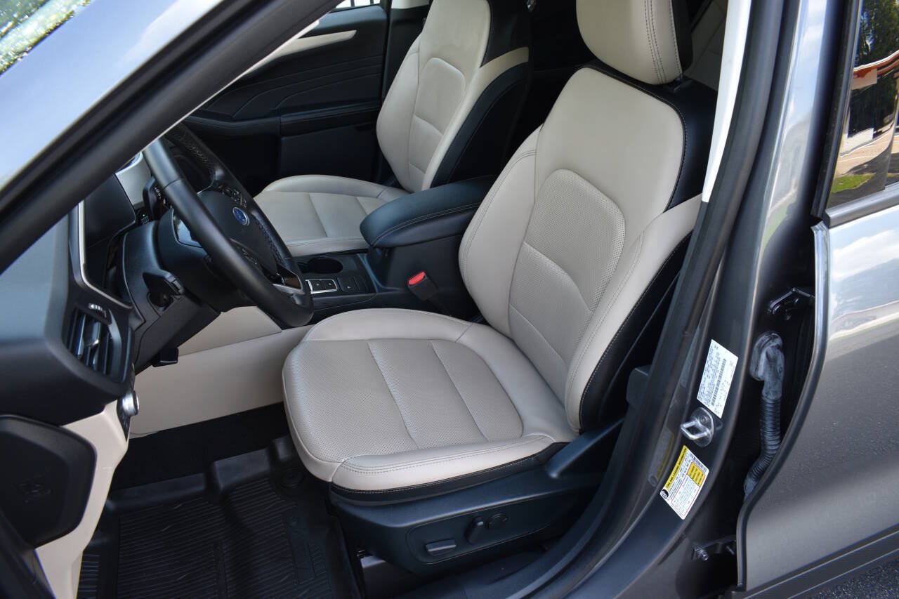 Used 2021 Ford Escape SEL AWD/4WD image 21
