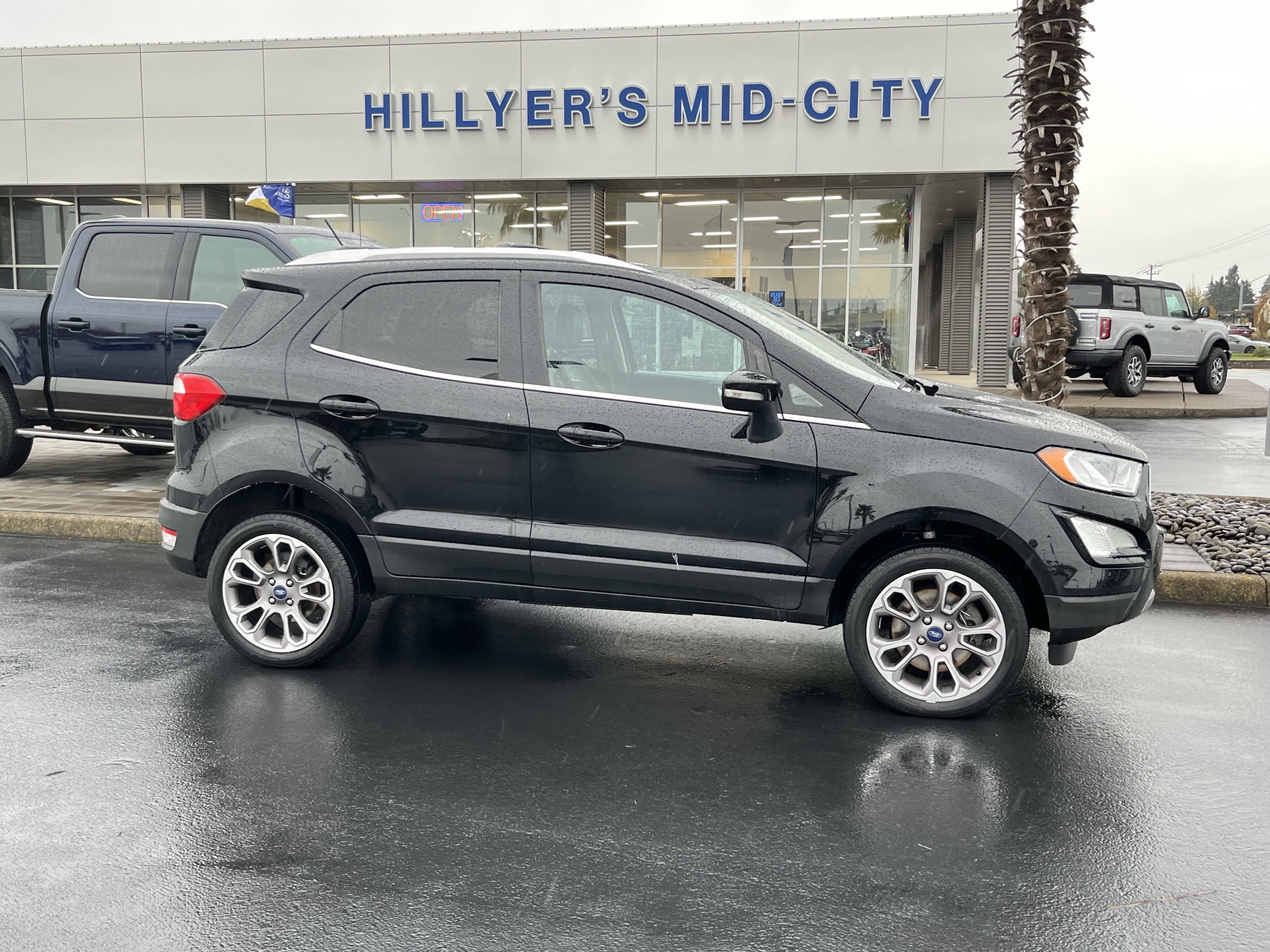 Used 2021 Ford EcoSport Titanium w/ Interior Protection Package image 2