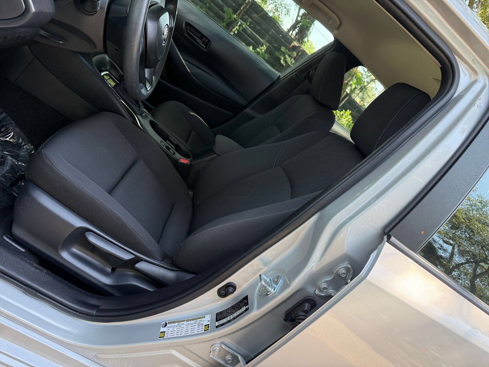 Used 2025 Toyota Corolla LE FWD image 26
