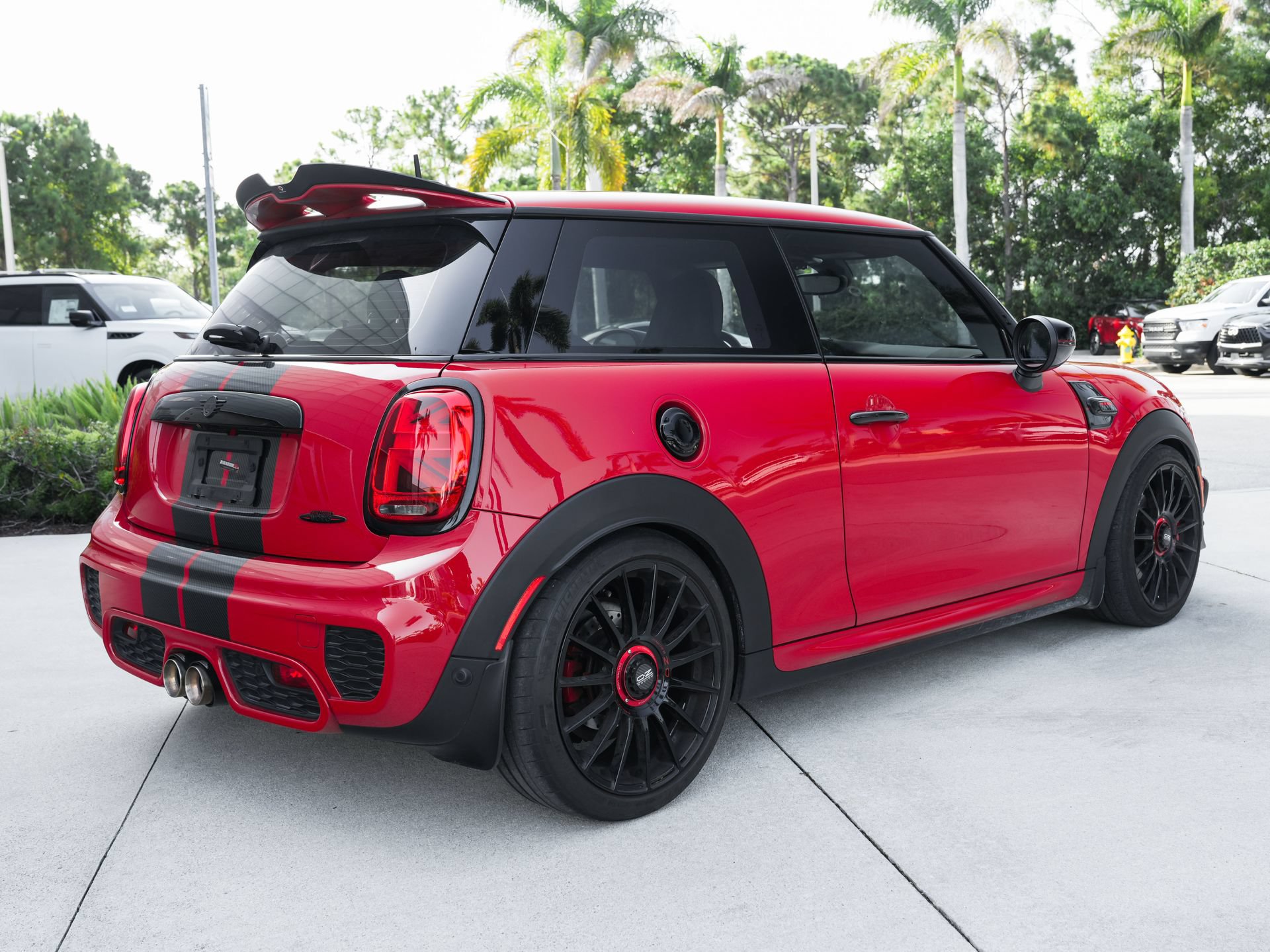 Used 2020 MINI Cooper John Cooper Works w/ Driver Assistance Package FWD image 10