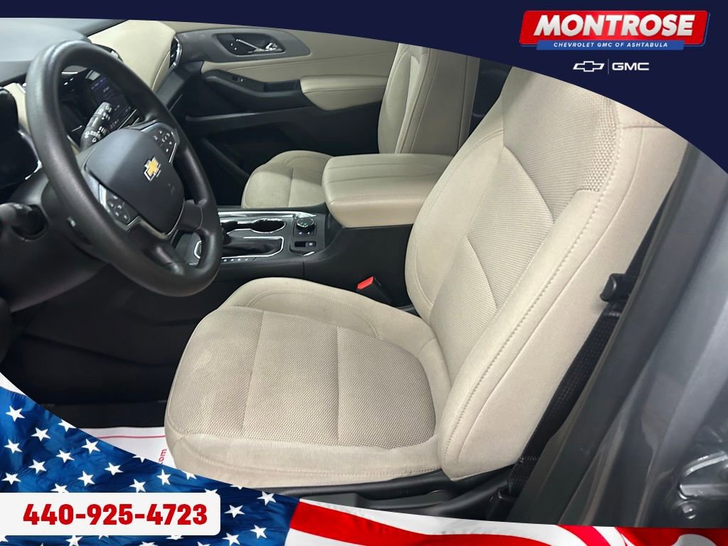 Used 2023 Chevrolet Traverse LS image 11