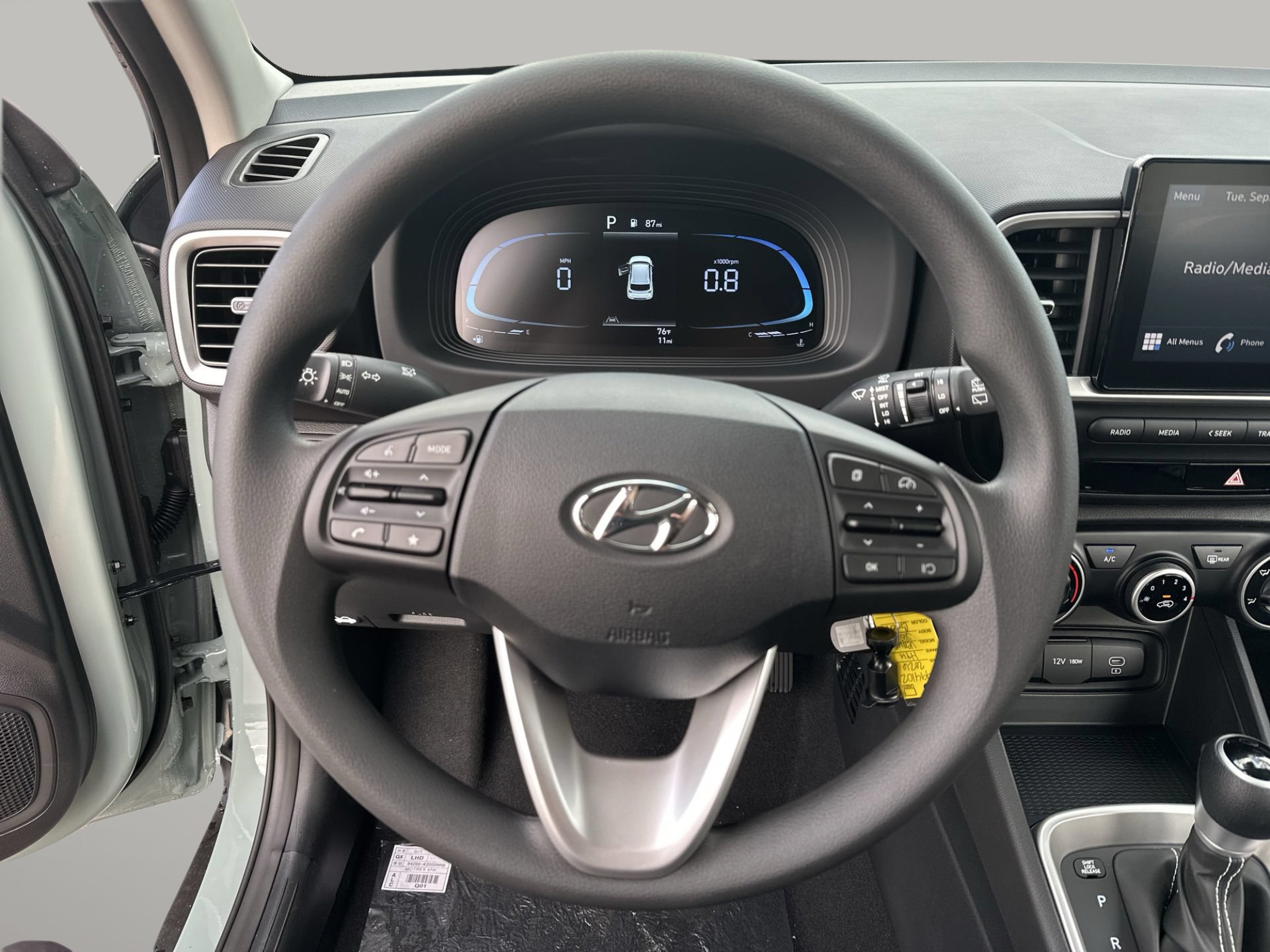 New 2026 Hyundai Venue SE FWD image 11