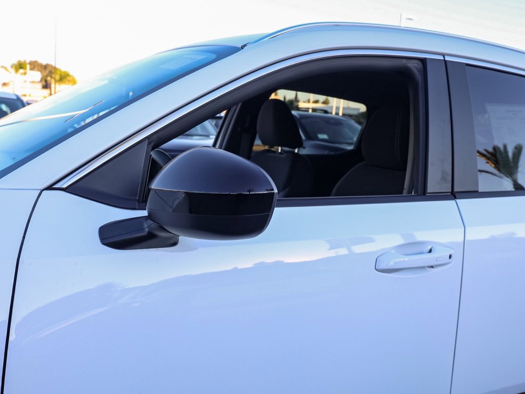 New 2026 Nissan Kicks SV image 12