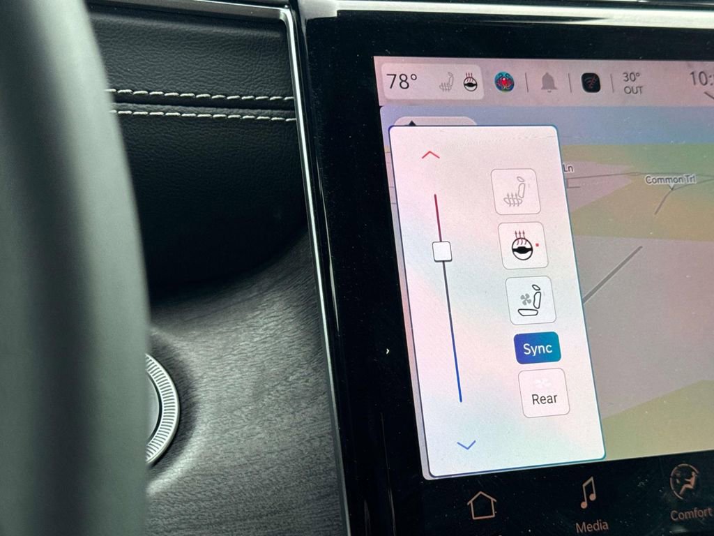 Used 2024 Jeep Grand Cherokee L Limited w/ Luxury Tech Group II image 25