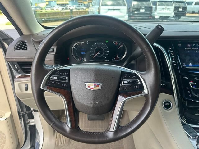 Used 2016 Cadillac Escalade Premium AWD/4WD image 10