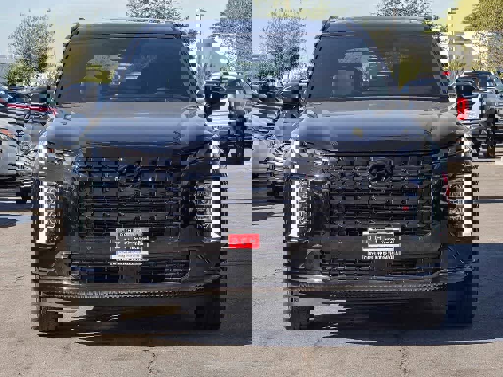 Used 2024 Hyundai Palisade Calligraphy image 2
