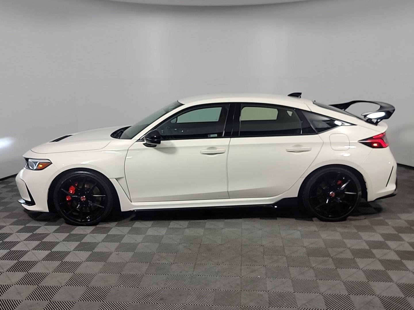 Certified 2023 Honda Civic Type R image 11