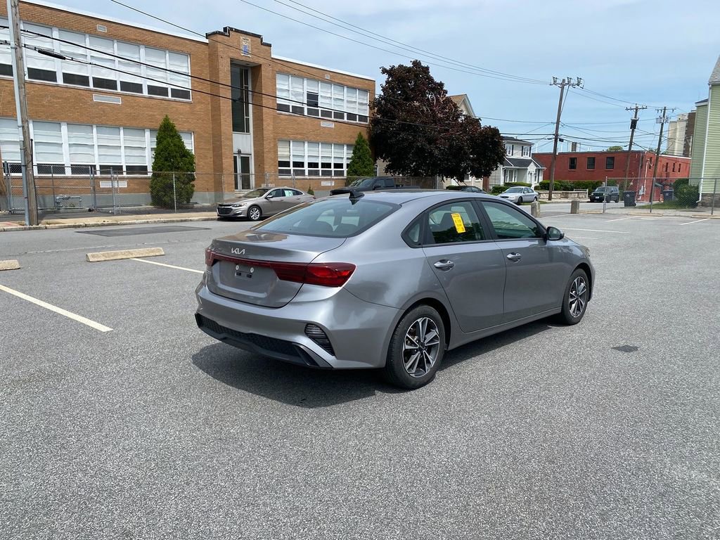 Used 2024 Kia Forte LXS image 5