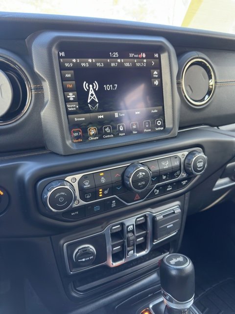 Used 2021 Jeep Wrangler Unlimited Sahara image 12