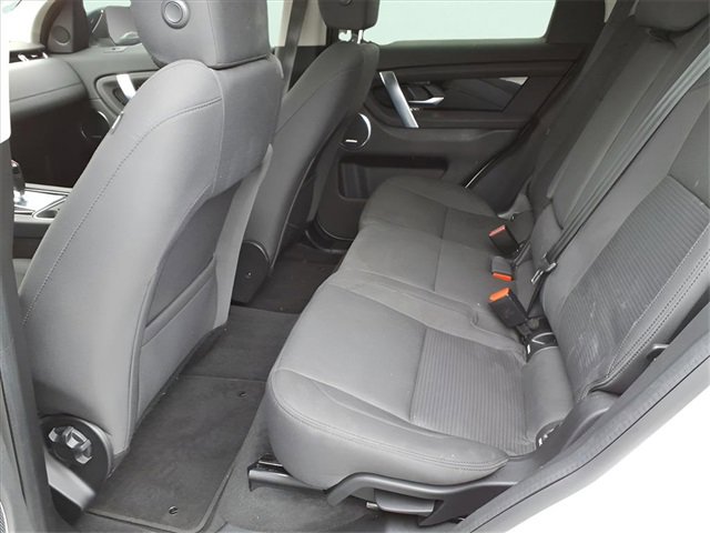 Used 2020 Land Rover Discovery Sport image 7