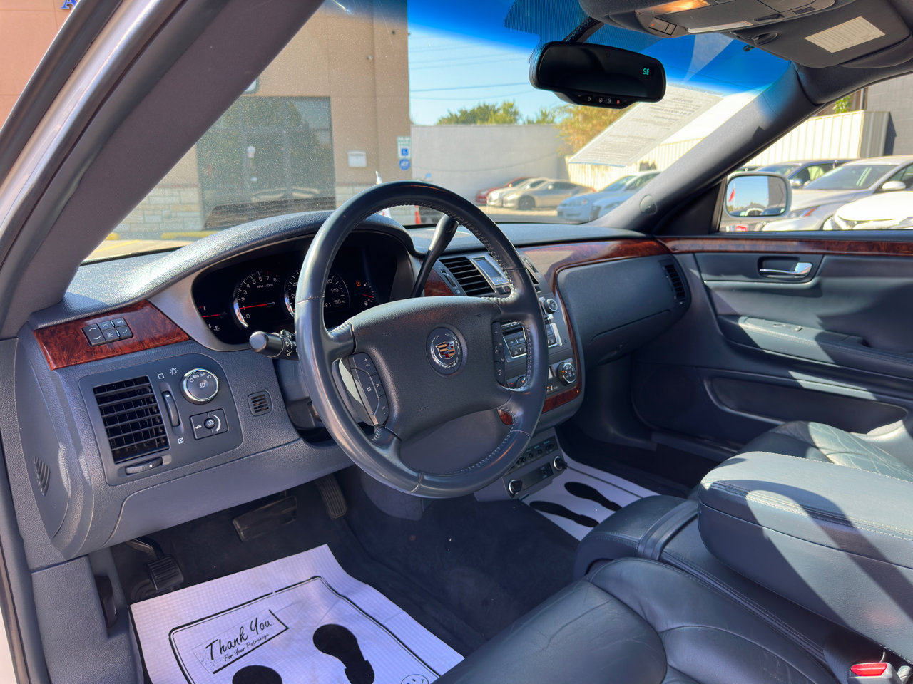 Used 2009 Cadillac DTS Limousine image 43