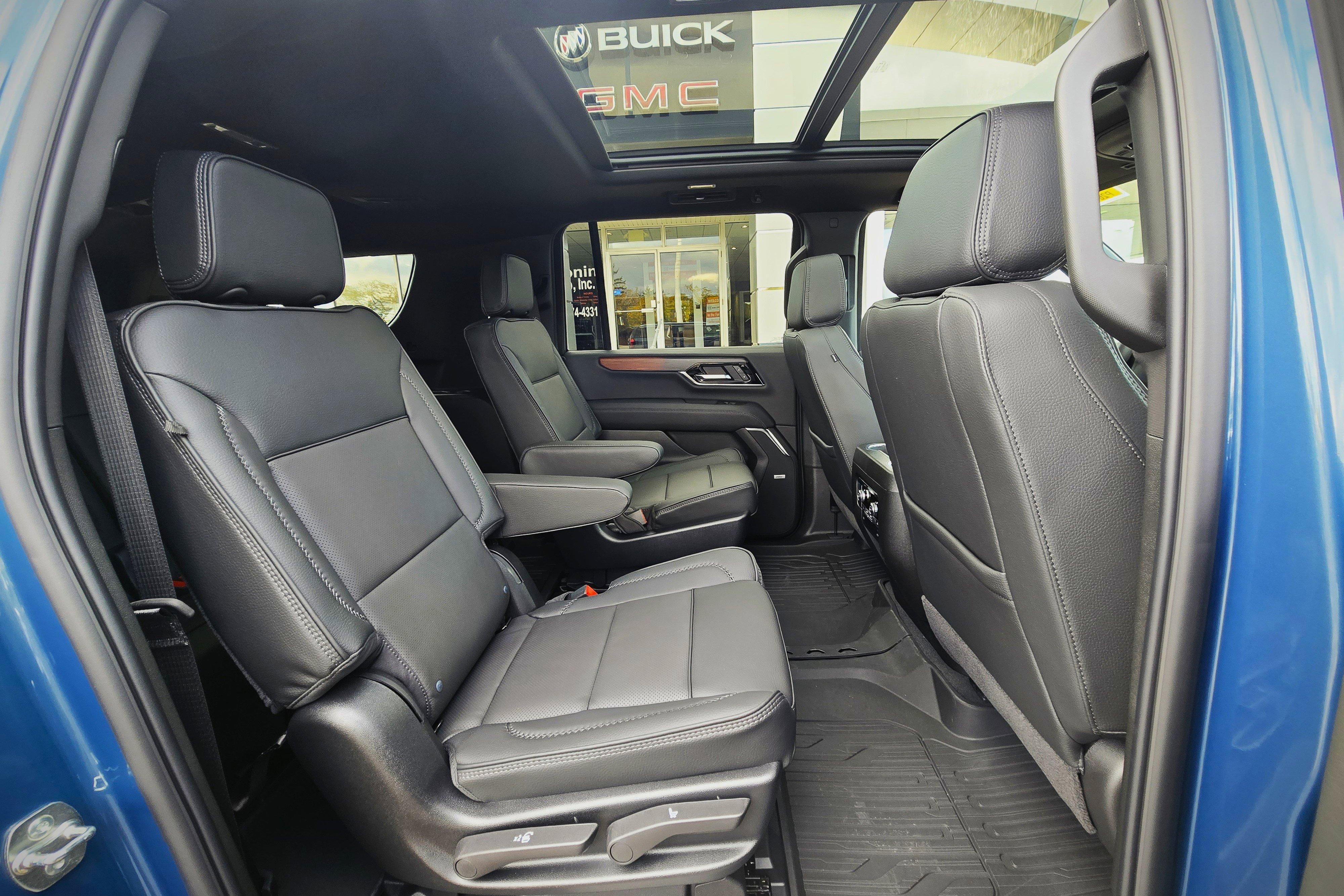 New 2026 GMC Yukon XL Denali w/ Sun & Power Step Package image 16