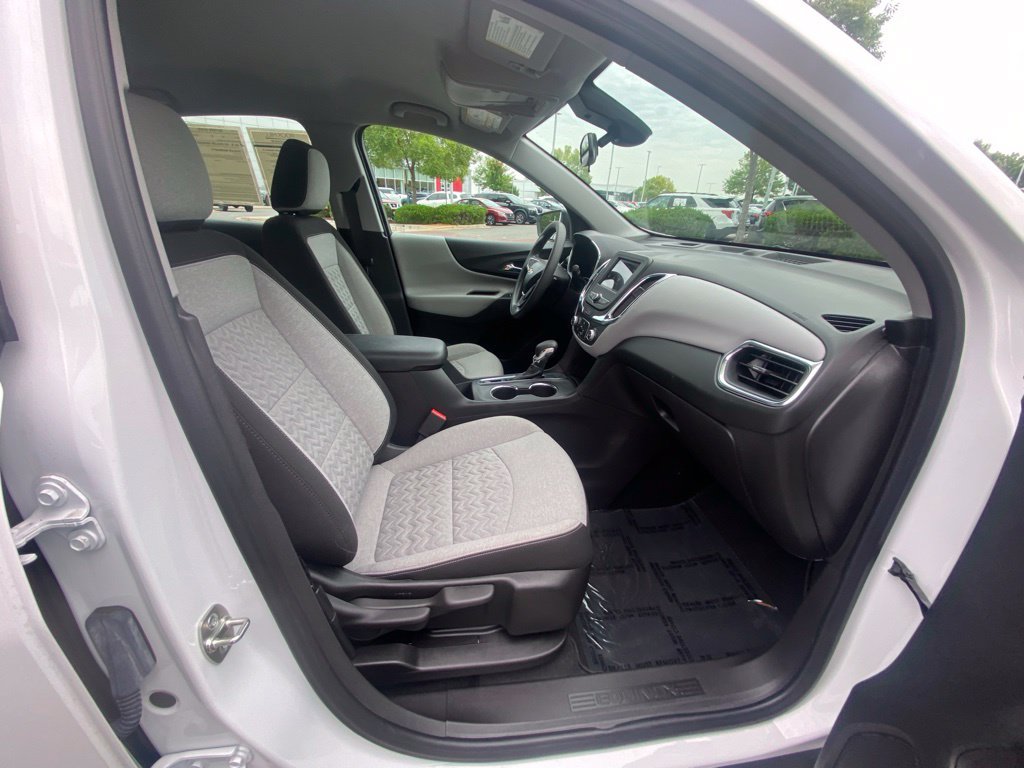 Used 2024 Chevrolet Equinox LS FWD image 45