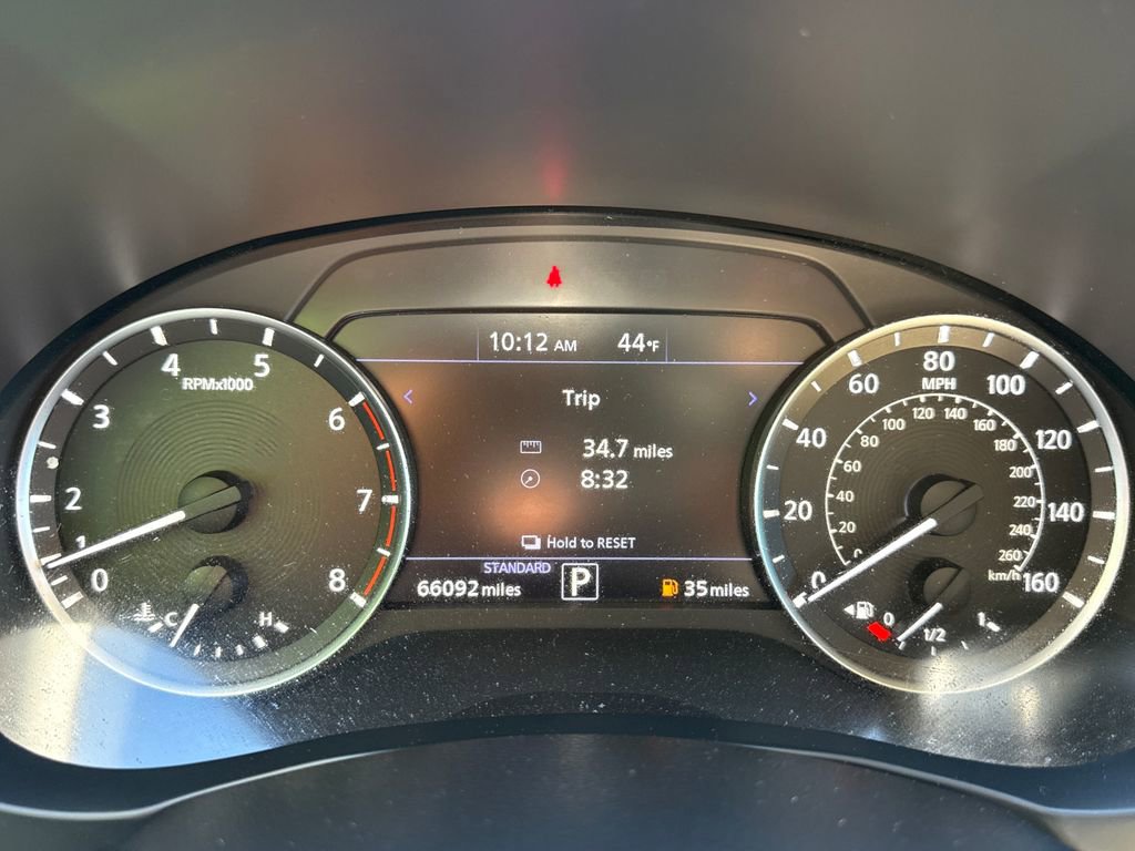 Used 2020 INFINITI QX50 Luxe w/ Navigation Package FWD image 20