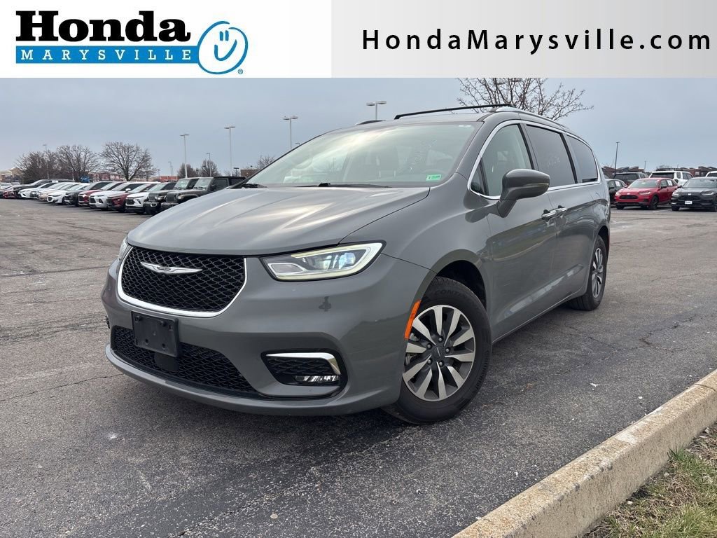 Used 2021 Chrysler Pacifica Touring-L