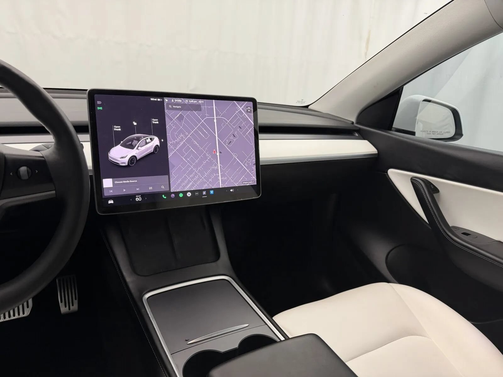 Used 2021 Tesla Model Y Long Range AWD/4WD image 16