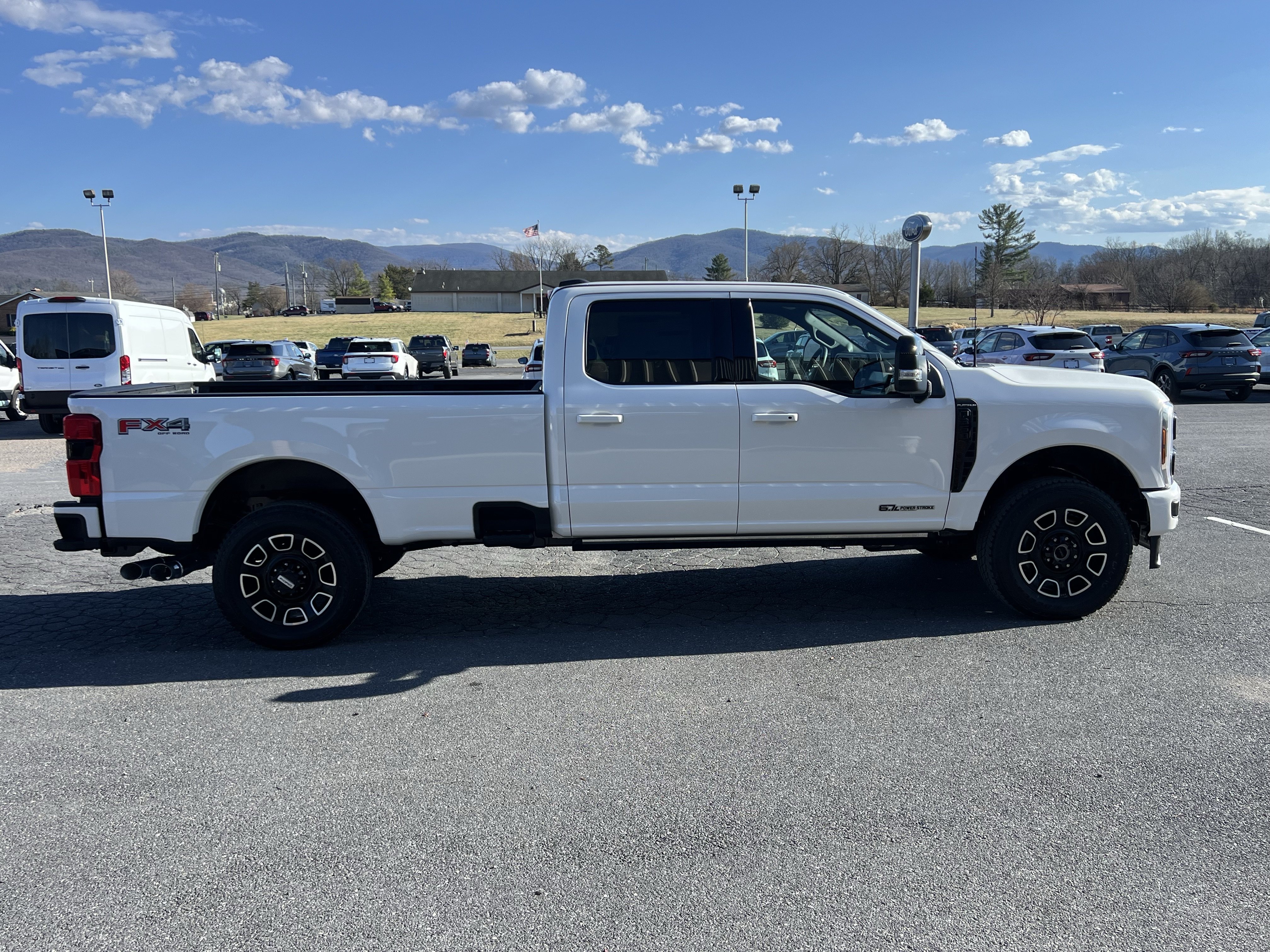 New 2026 Ford F350 Platinum w/ FX4 Off-Road Package AWD/4WD image 5