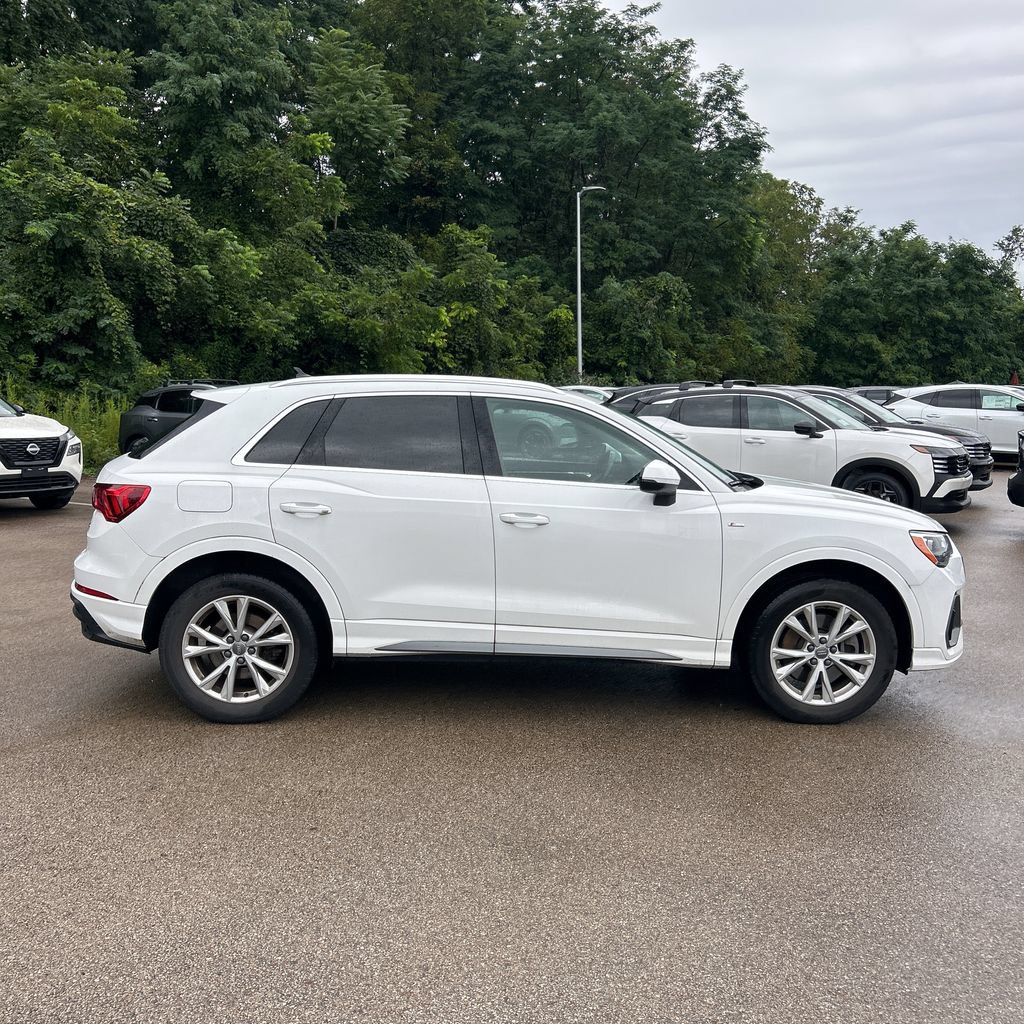 Used 2021 Audi Q3 2.0T Premium w/ Convenience Package AWD/4WD image 6