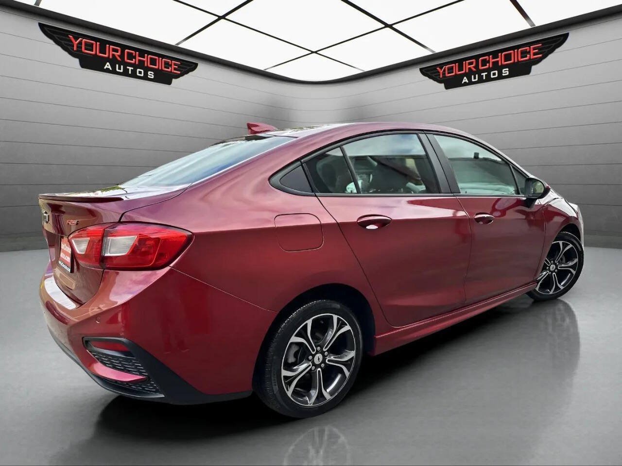 Used 2019 Chevrolet Cruze LT w/ Convenience Package FWD image 5