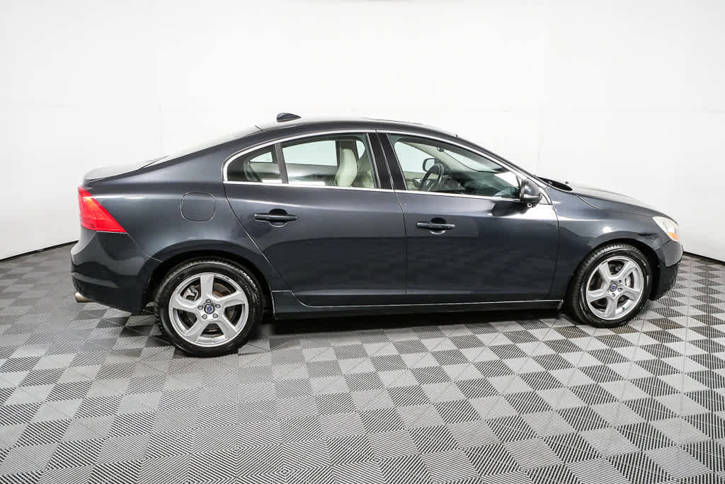 Used 2013 Volvo S60 T5 Premier FWD image 2