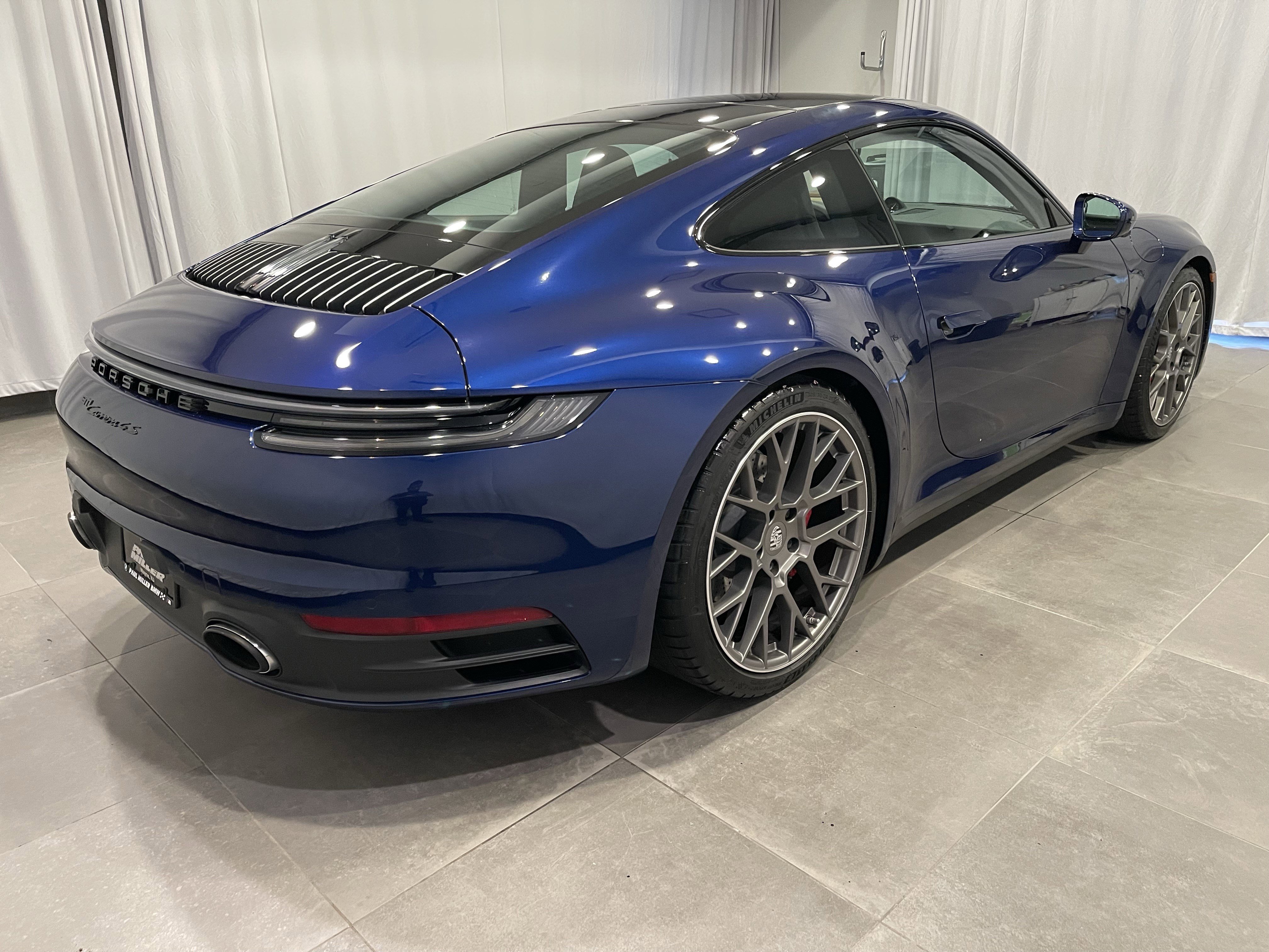 Used 2023 Porsche 911 Carrera 4S image 6