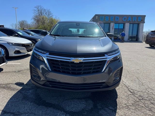 Used 2022 Chevrolet Equinox LS image 2