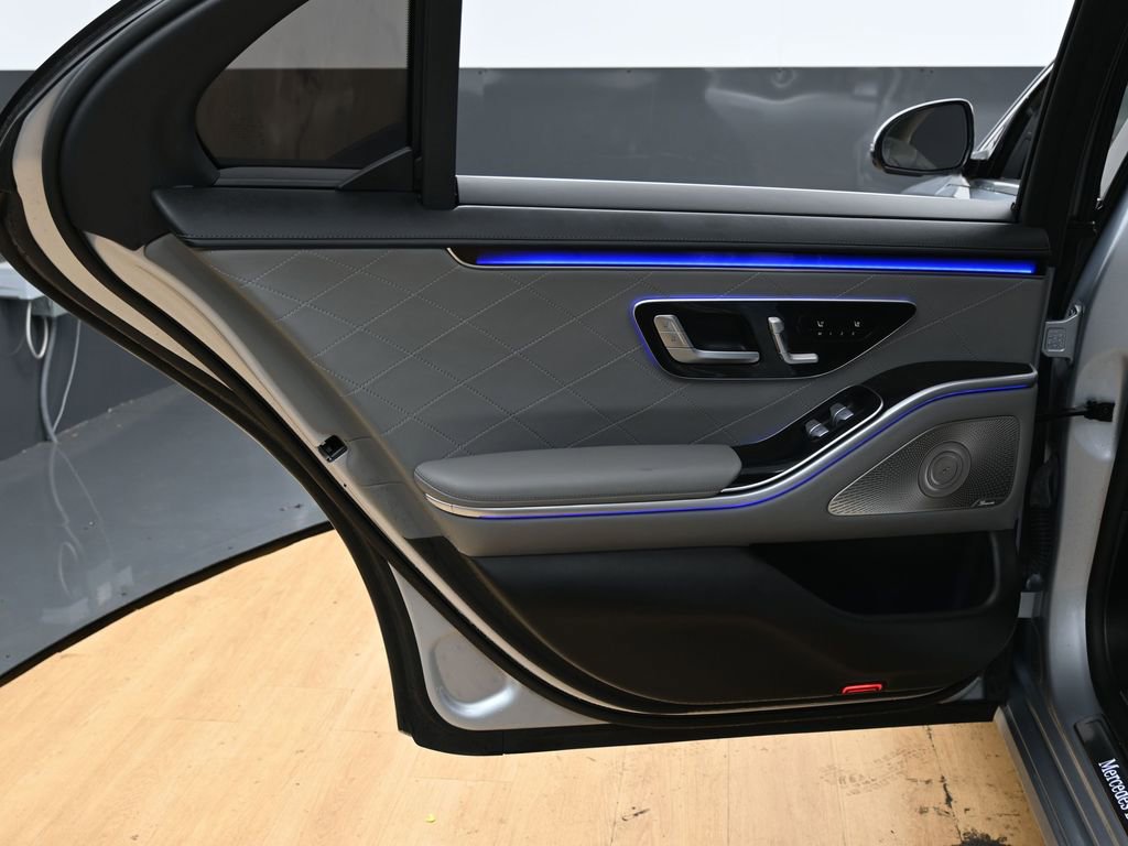 Used 2021 Mercedes-Benz S 580 4MATIC Sedan image 44