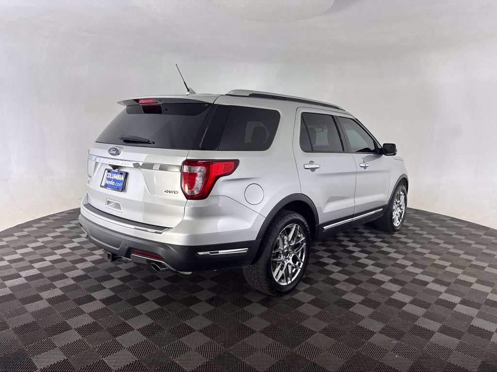 Used 2018 Ford Explorer Limited AWD/4WD image 7