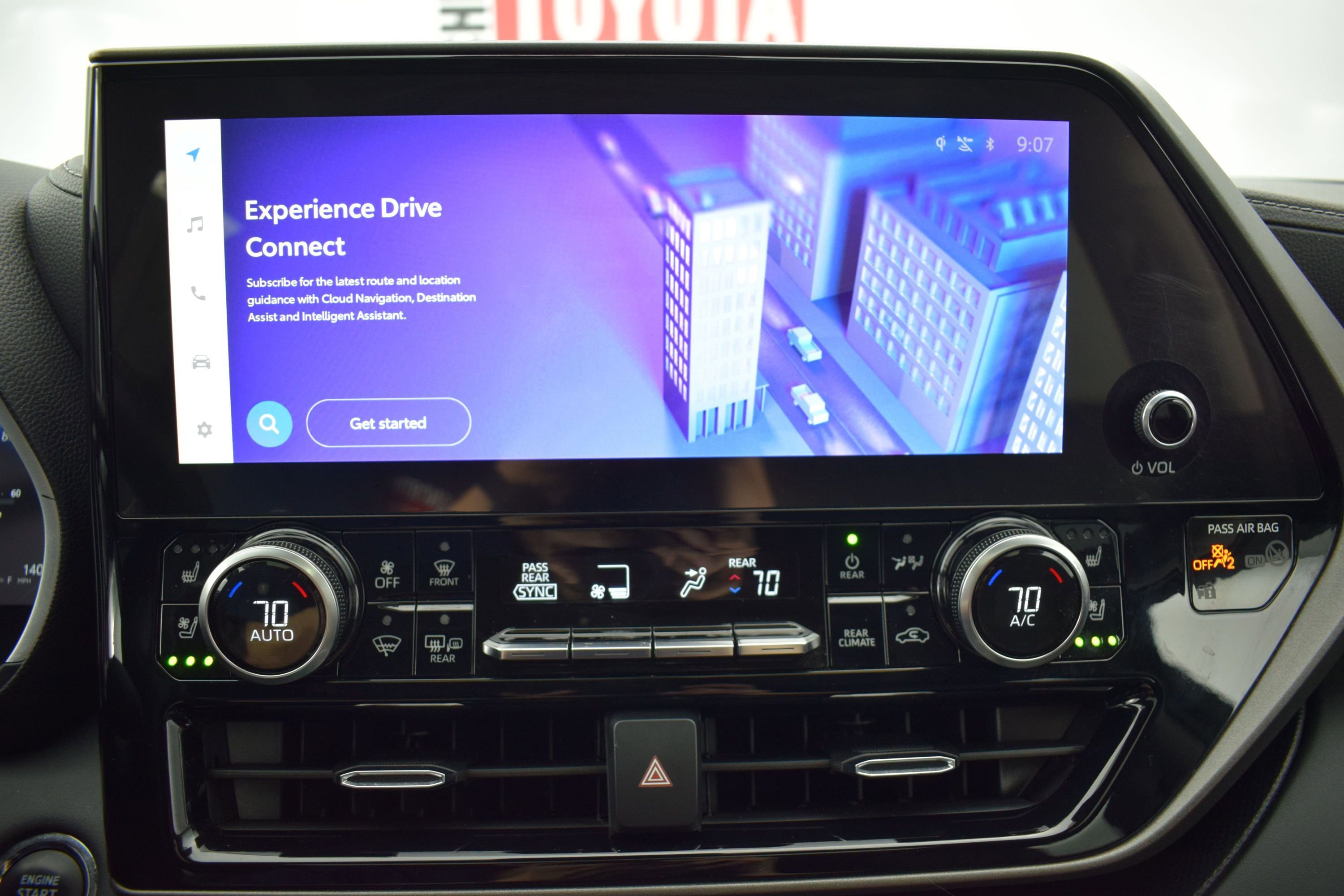 Used 2023 Toyota Highlander Limited AWD/4WD image 20