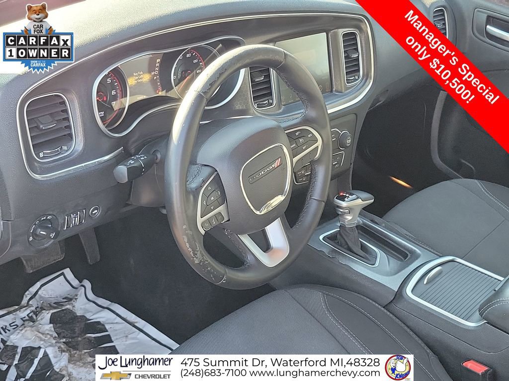 Used 2015 Dodge Charger SXT image 11