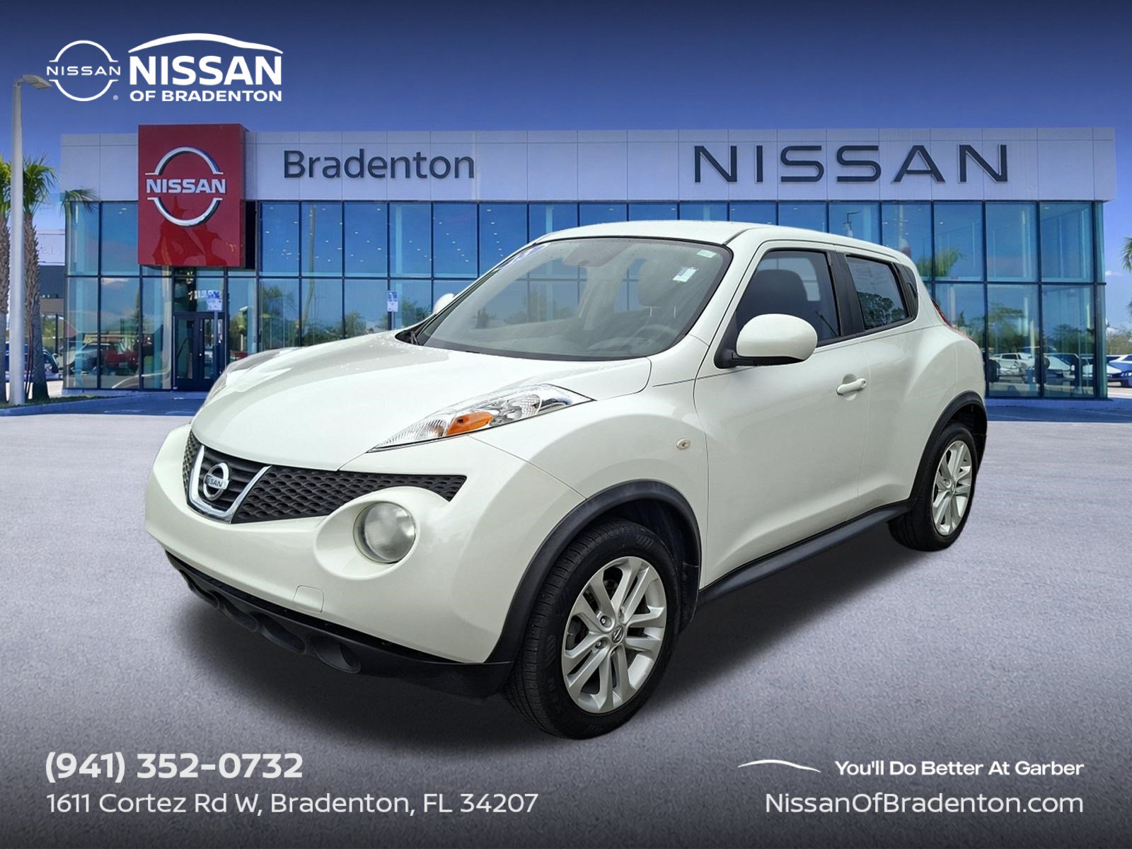 Used 2013 Nissan Juke S FWD image 1