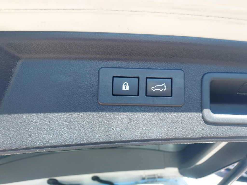 Used 2019 Subaru Forester Premium AWD/4WD image 34
