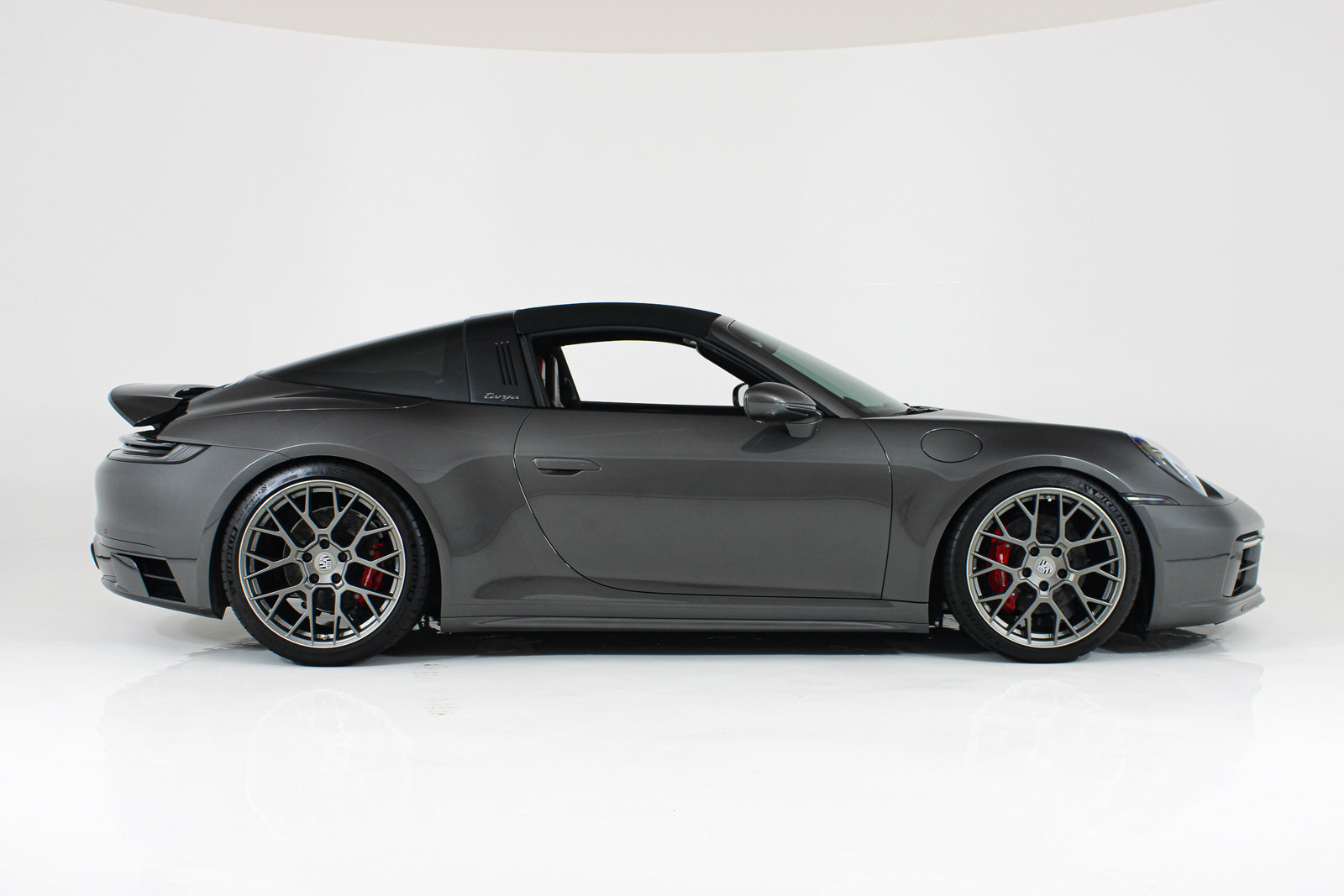 Used 2023 Porsche 911 Targa 4S AWD/4WD image 13