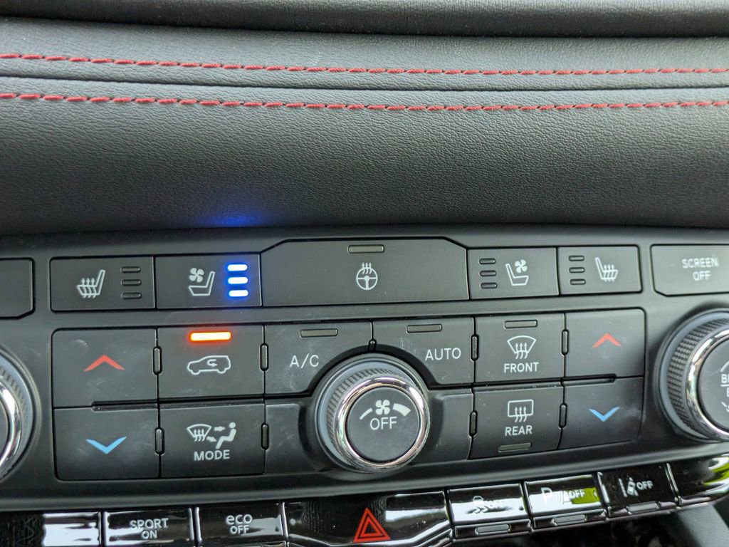 Used 2023 Dodge Durango R/T image 19