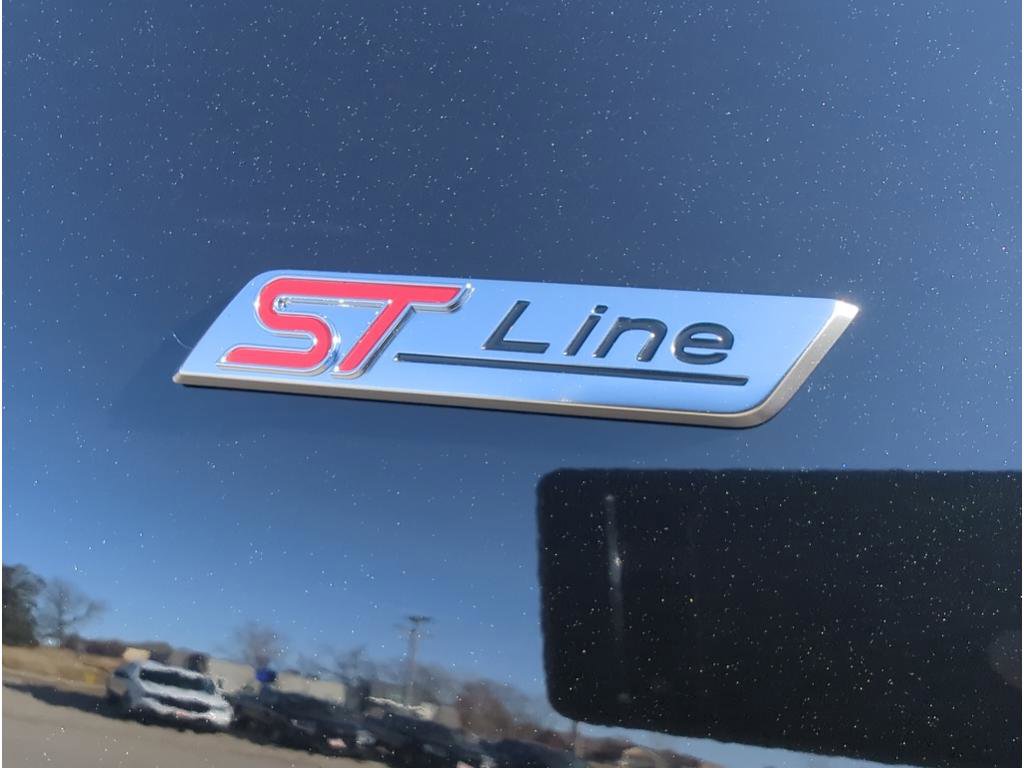 New 2025 Ford Escape ST-Line w/ Tech Pack #1 image 3