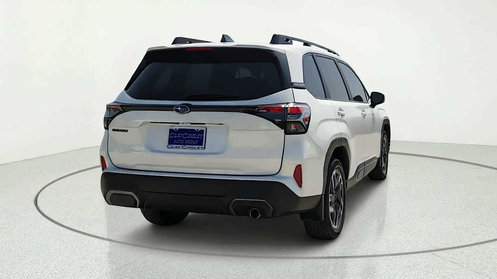 Used 2025 Subaru Forester Limited AWD/4WD image 7