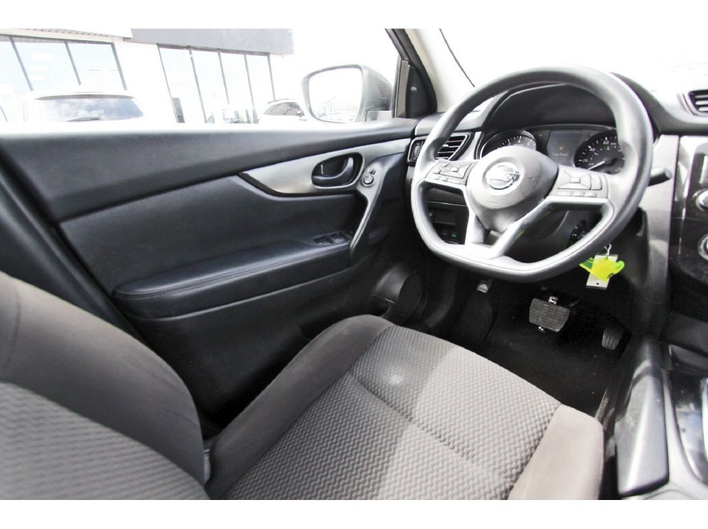 Used 2021 Nissan Rogue Sport S FWD image 9
