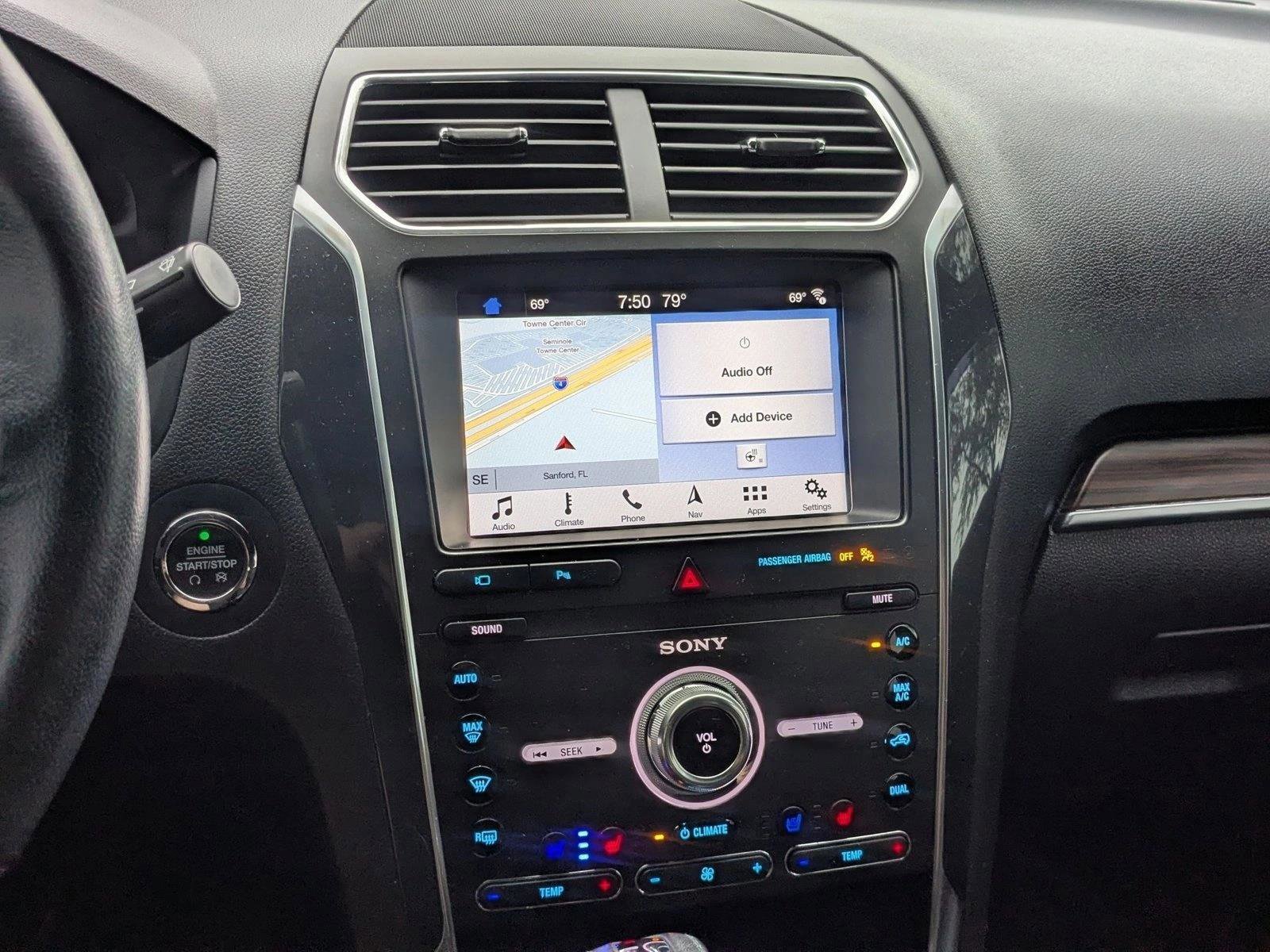Used 2019 Ford Explorer Limited w/ Class III Trailer Tow Package FWD image 11