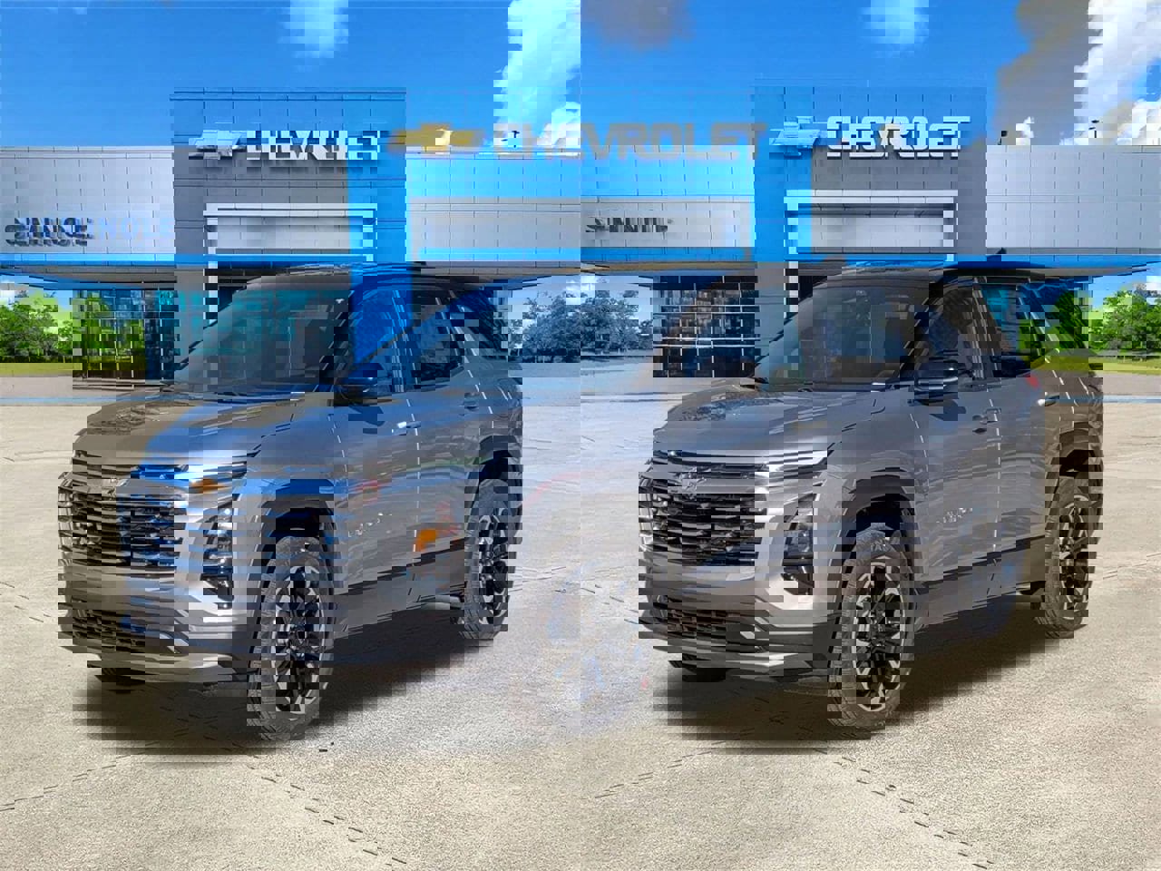 New 2026 Chevrolet Equinox LT image 2